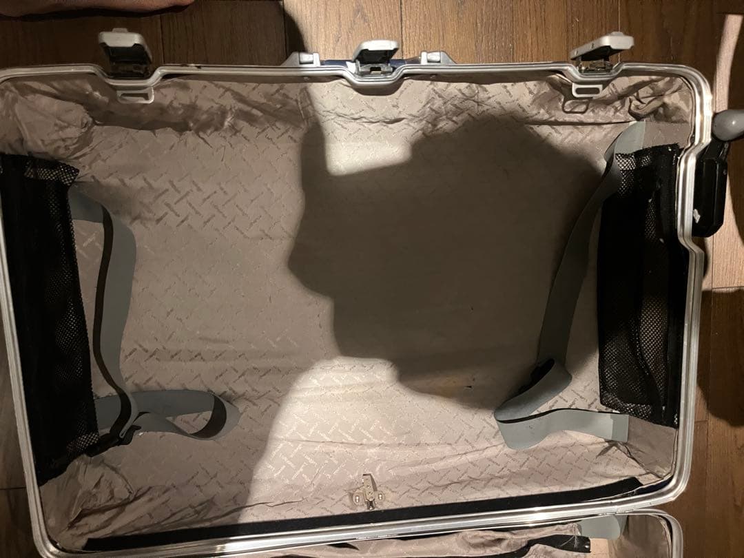 リモワ ルフトハンザ アキャリーケース プルタブ - メルカリ