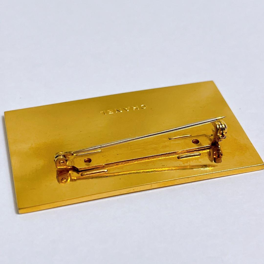 シャネル 刻印有 ココロゴプレート ブローチ ヴィンテージ スクエア