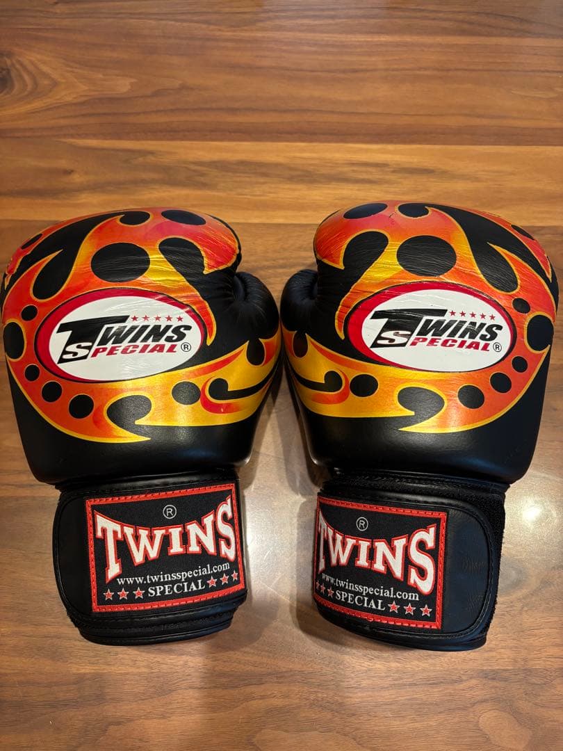 TWINS SPECIAL ボクシンググローブ 14 oz 楽天市場】TWINS SPECIAL ボクシンググローブ 6oz 8oz 10oz 12oz 14oz