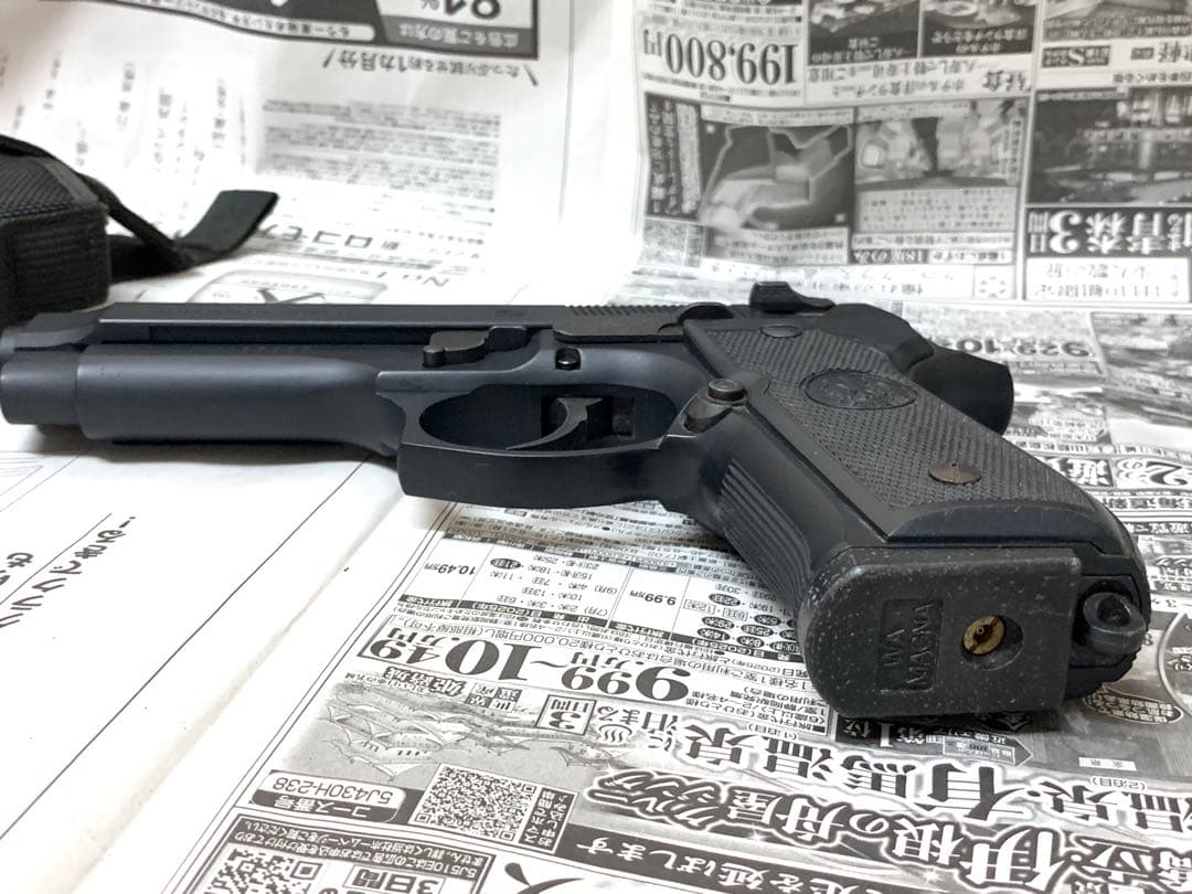 WA ベレッタ M92FS ガスブローバック ブラック 予備マガジン ホルスター