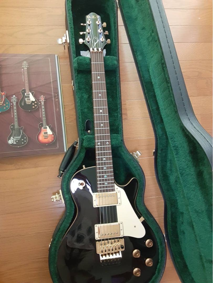 高見沢俊彦直筆サイン入りギター ハードケース付き