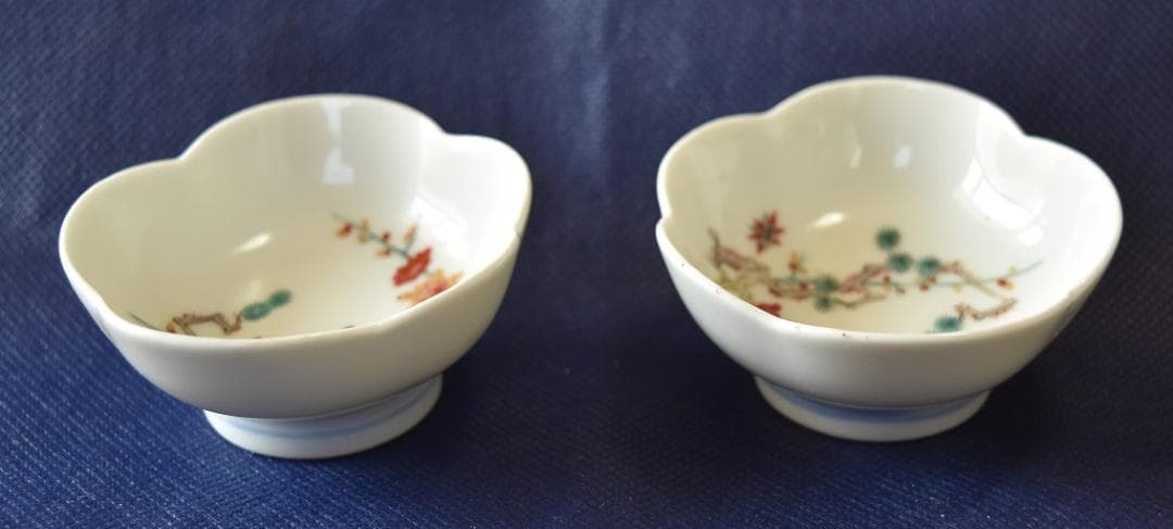 人間国宝　酒井田柿右衛門　古伊万里焼　小皿　梅2