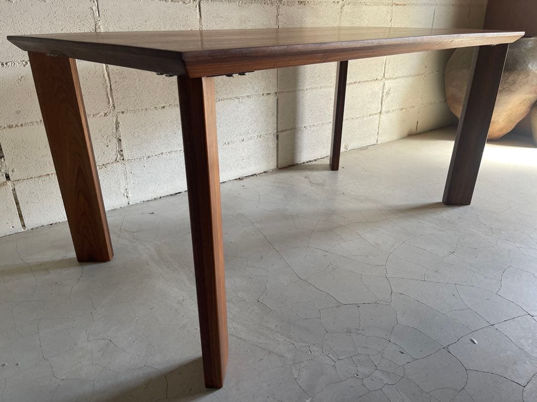 ウォールナット 無垢材　150 ダイニングテーブル　木脚　国産メーカー