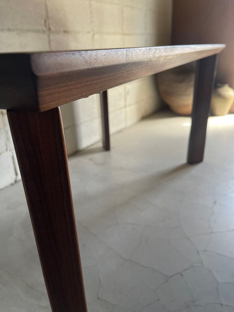 ウォールナット 無垢材　150 ダイニングテーブル　木脚　国産メーカー