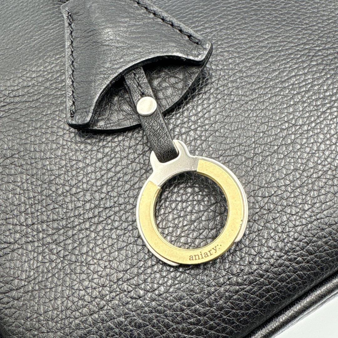 美品 アニアリ ミニブリーフケース 黒 レザー カモフラ iPad収納 B5