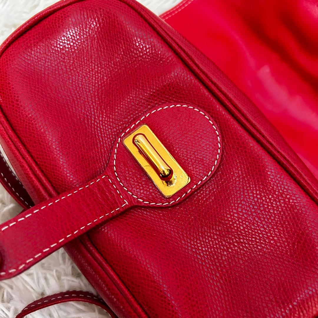 外観美品 LOEWE レザー　レッド　アナグラム　ショルダーバックロスボディ