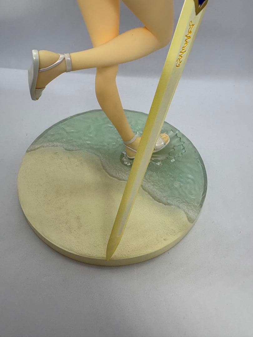 Fate アルトリア　水着　フィギュア