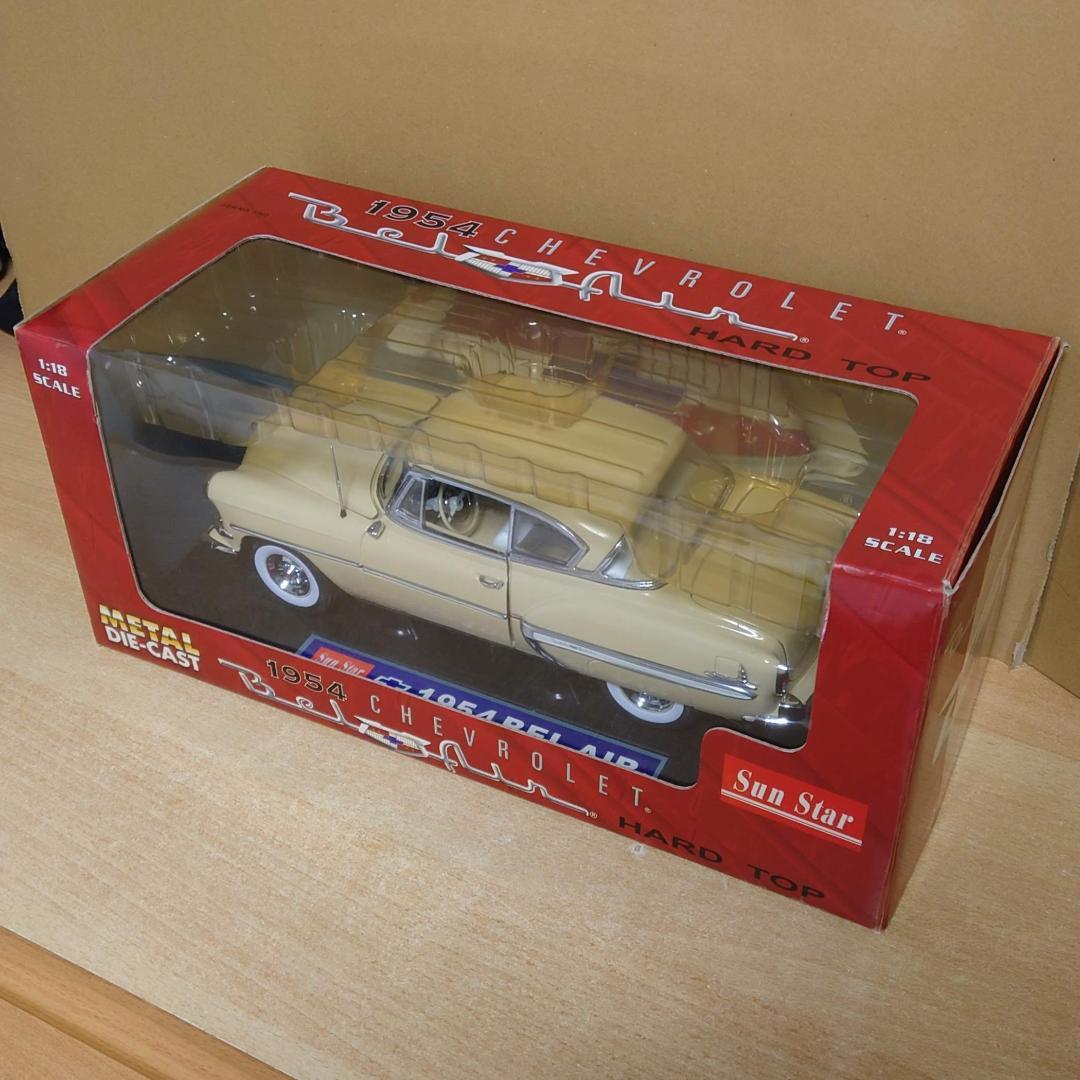 1/18 シボレーベルエア Bel Air 1954ダイキャスト製ミニカー 中古