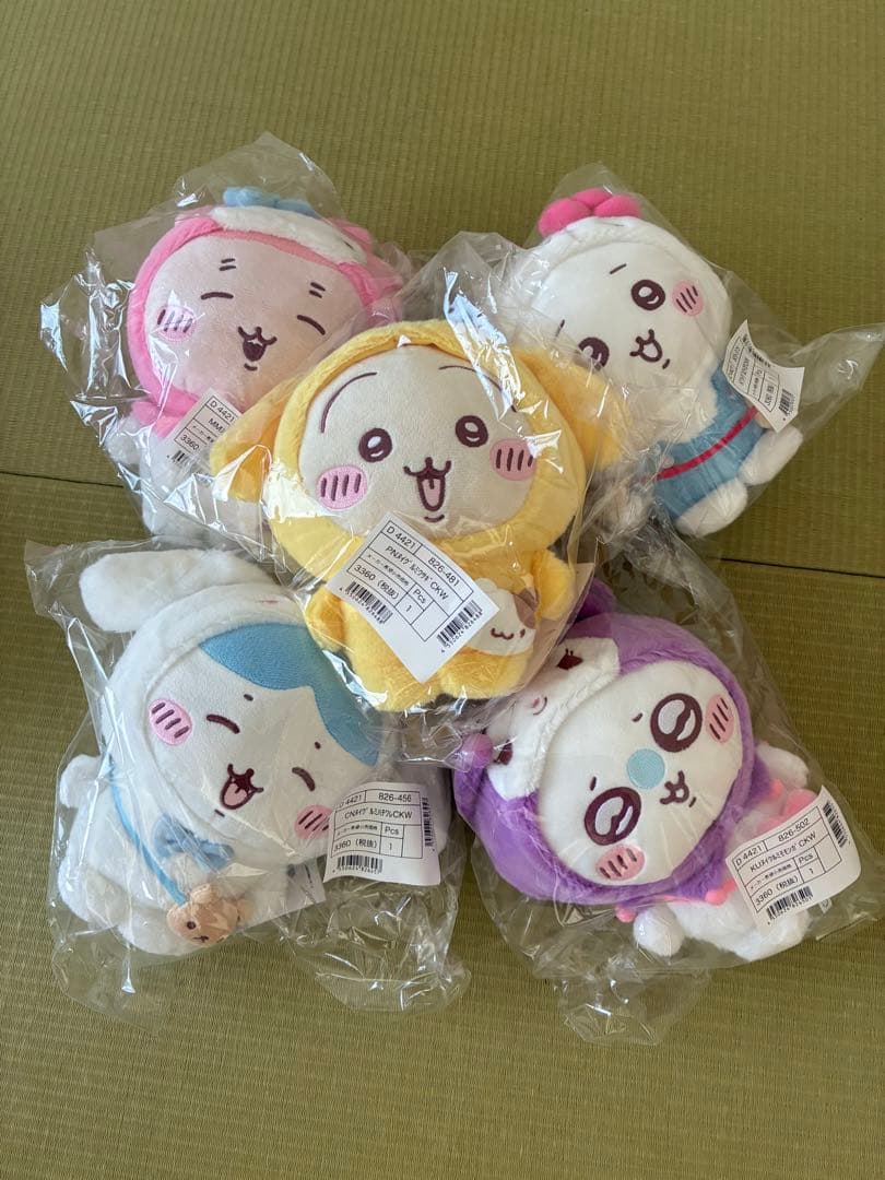 ちいかわ　サンリオコラボ　ぬいぐるみ　マスコット　10体セット