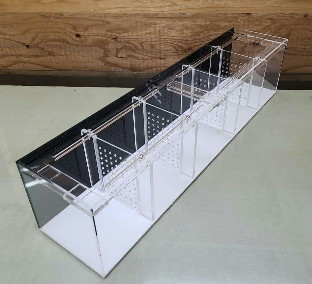 アクリル水槽 可動式セパレートタイプ 900×200×200