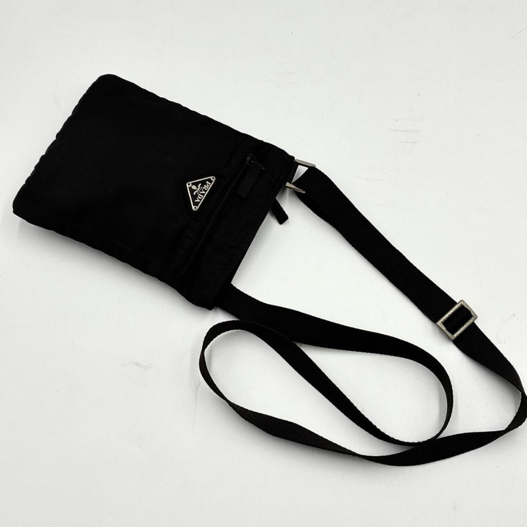 みかこ　プラダ サコッシュ ショルダーバッグ ナイロン 三角ロゴ