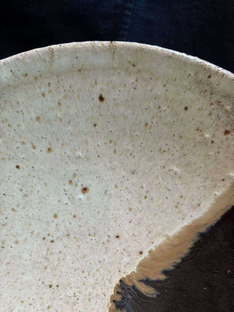 岩谷窯　山本教行　皿2枚　直径24センチ×高さ4.8センチ