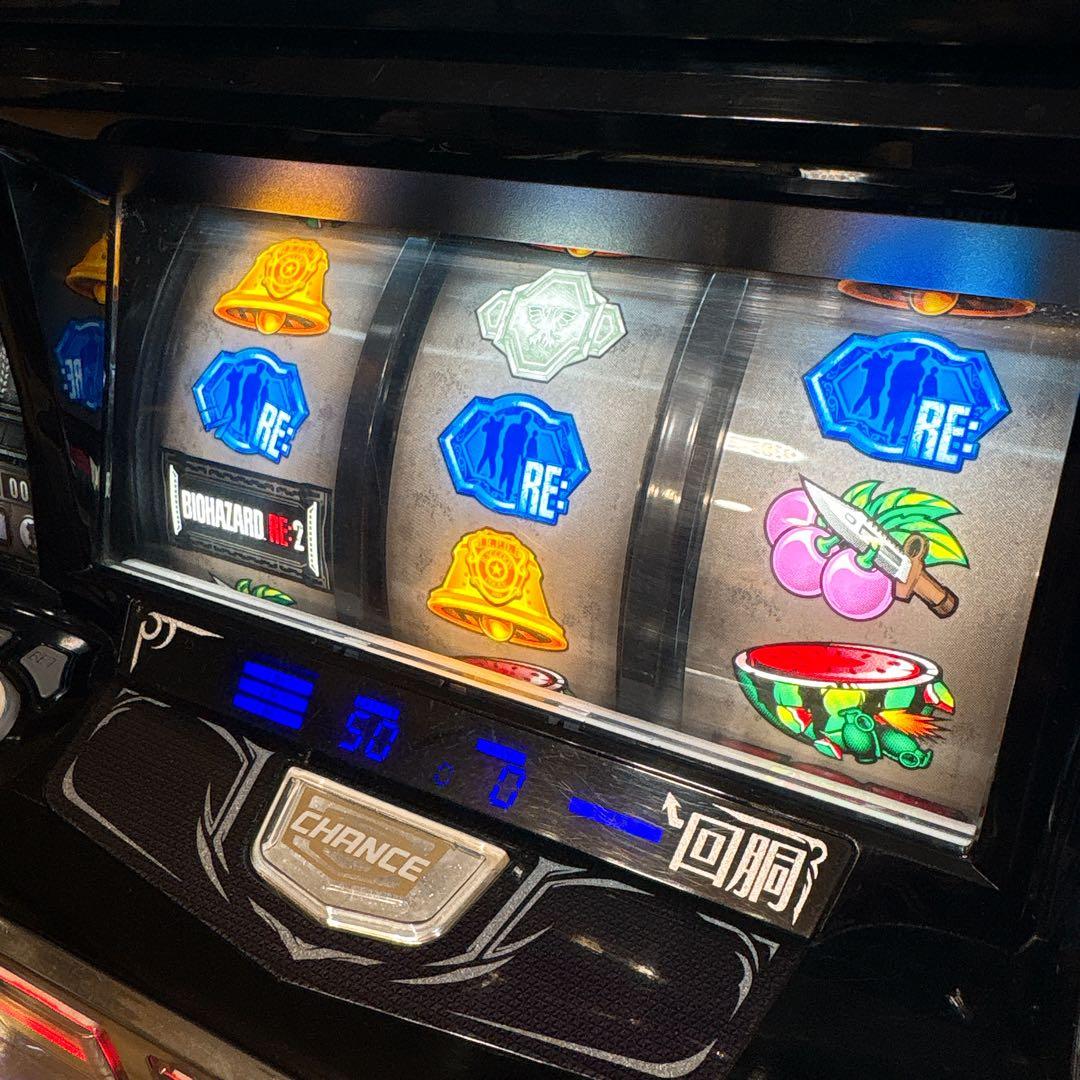 ✨美品✨ パチスロ バイオハザードRE2 実機 6.5号機 コイン不要機付き