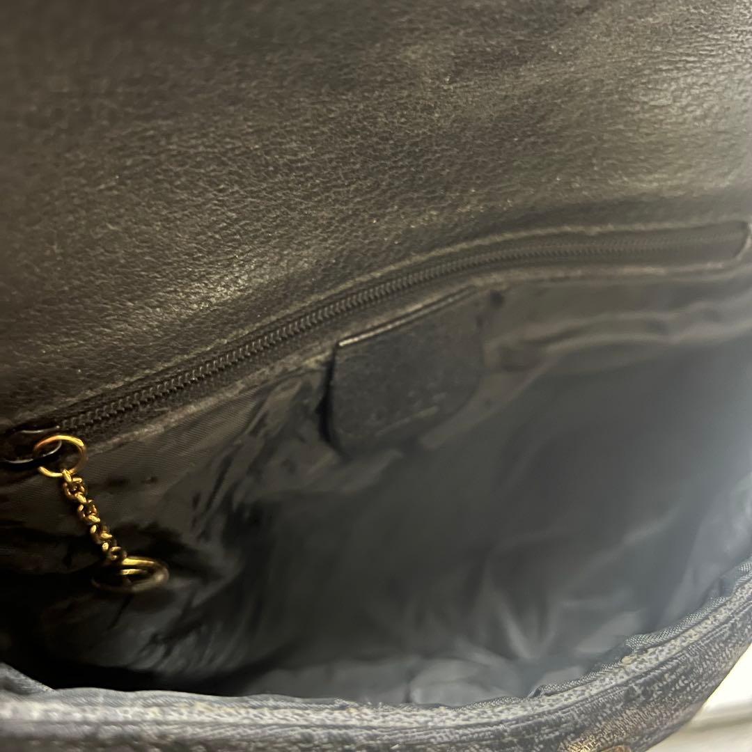 gucci ショルダーバッグ　ワンショルダー　オールドグッチ　ブラック　レザー