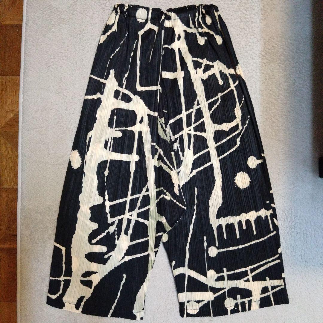 プリーツプリーズ　サルエルパンツ