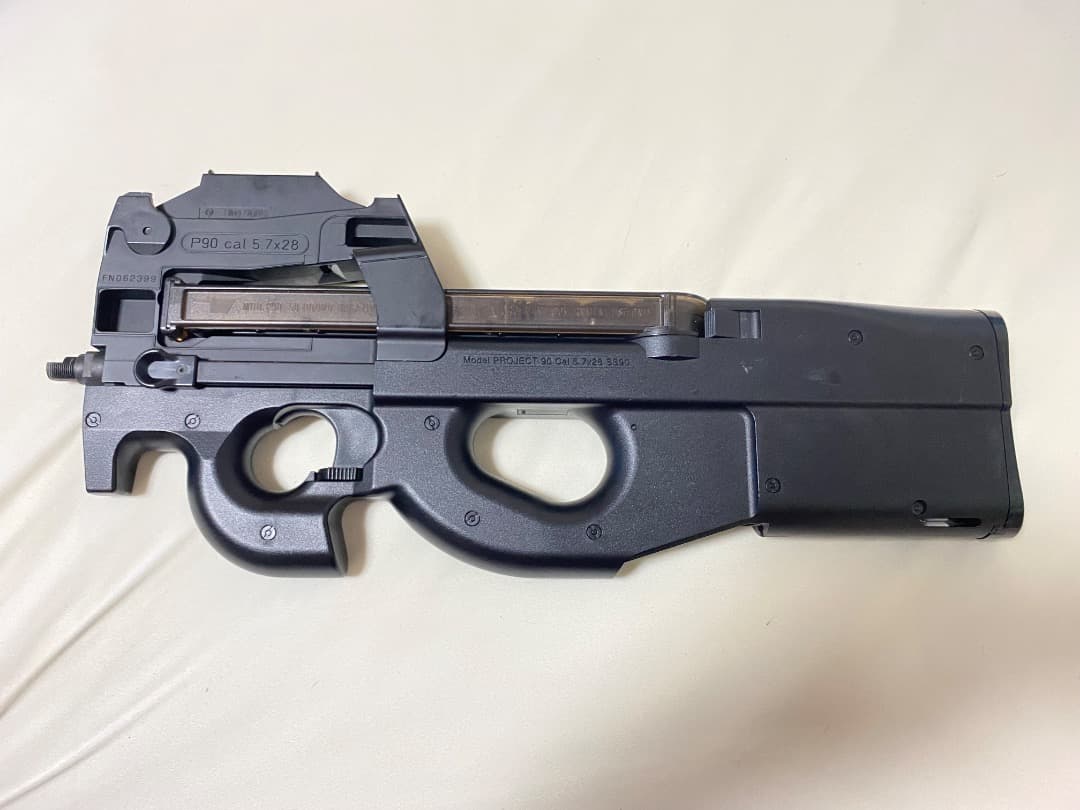 東京マルイ　FN P90 スタンダード　PDW 電動ガン　エアソフトガン