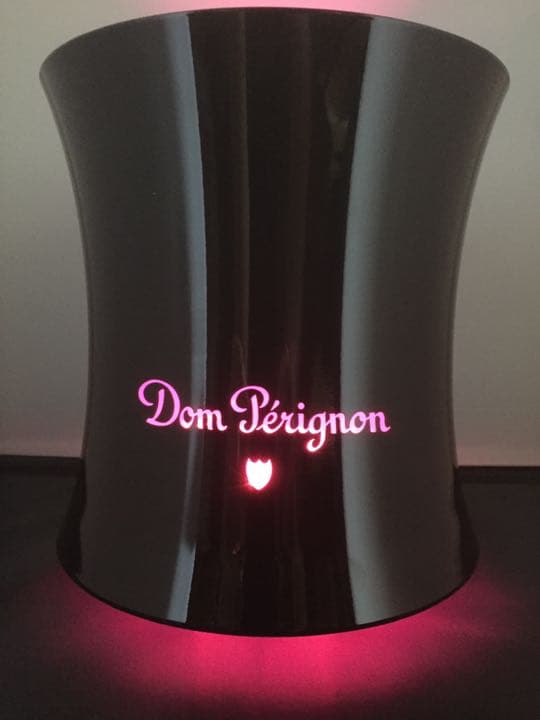 ☆新品・未使用☆ ドン・ペリニョン アクリル製LEDルミナスシャンパン