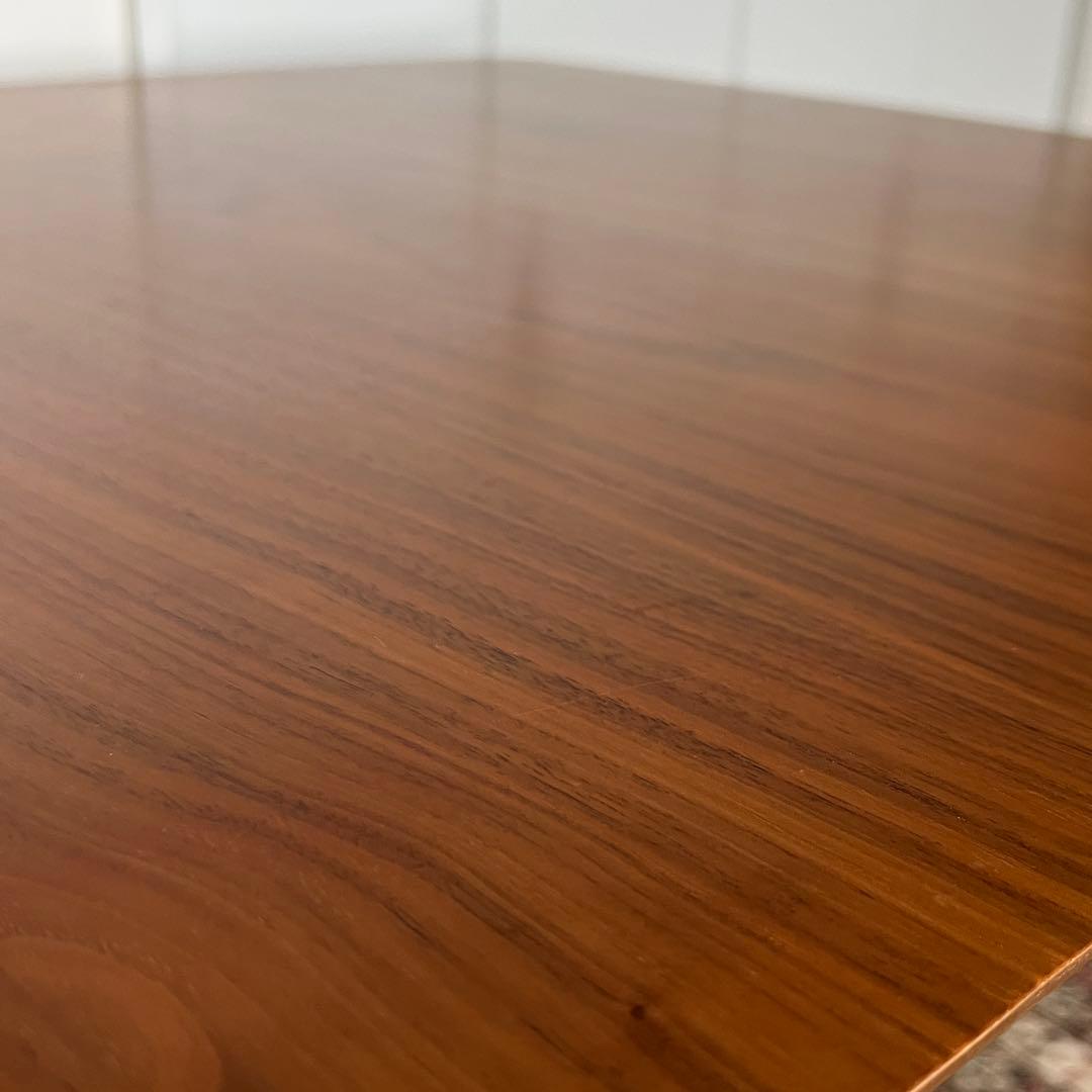 ダイニングテーブル 正方形　750mm ミッドセンチュリー　ウォルナット