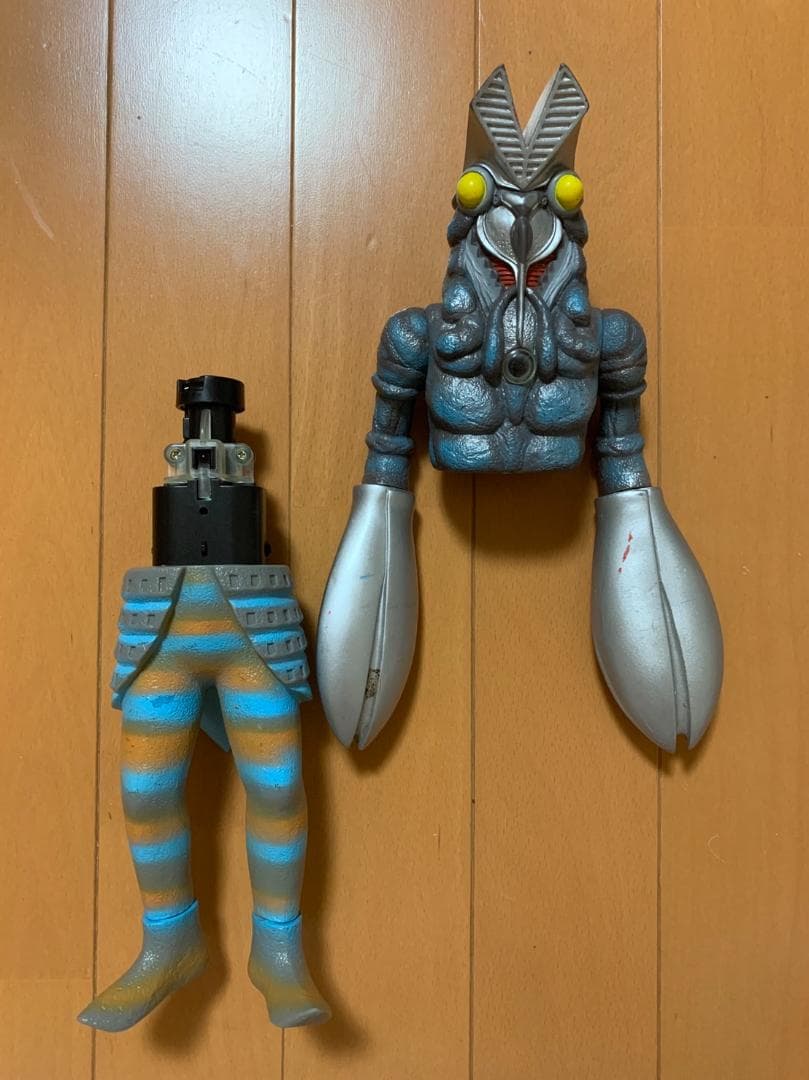 動作確認済み】サウンドバトラー（ウルトラマン、バルタン星人）