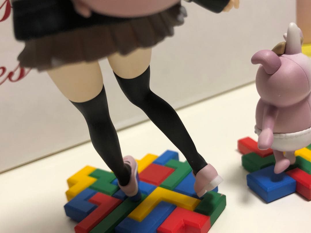 スーパーダンガンロンパ2 さよなら絶望学園の七海千秋とモノミ　フィギュア　箱無し