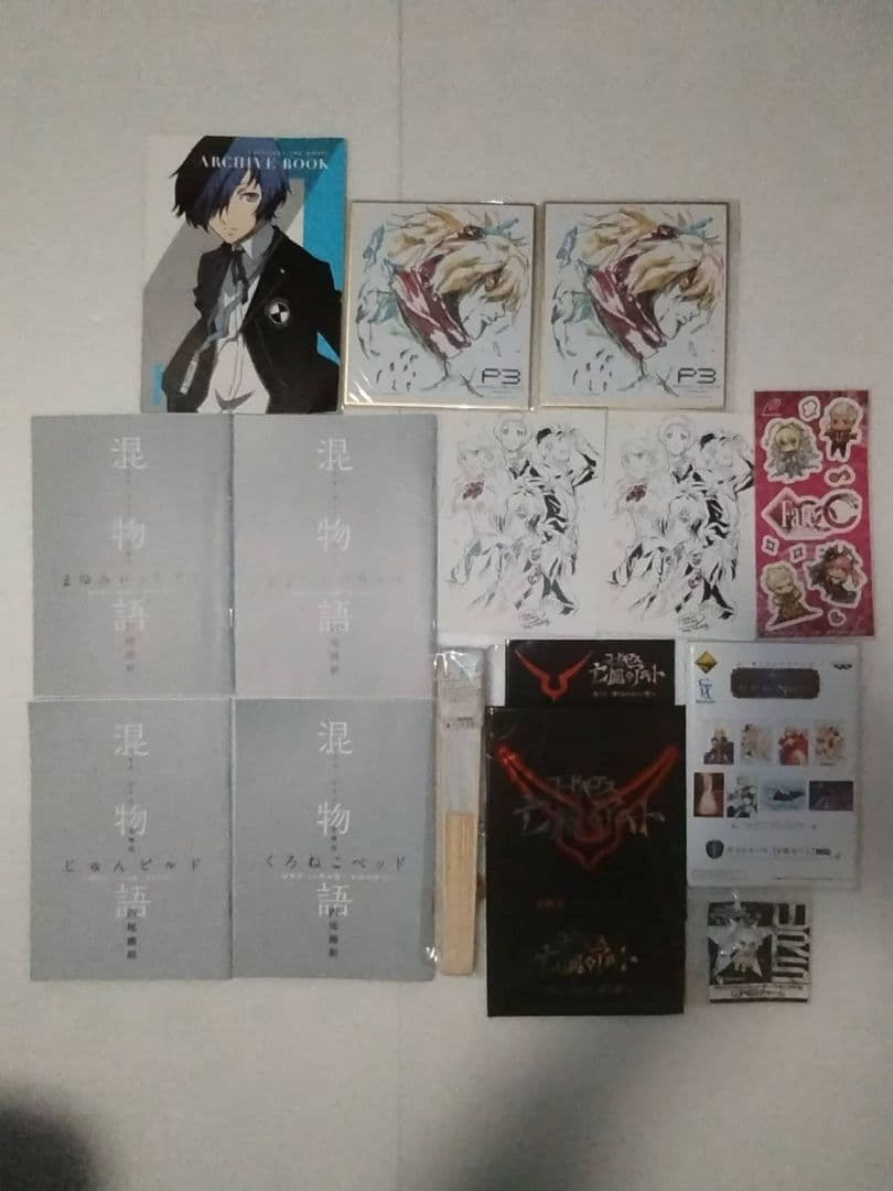 コミックマーケット限定品、映画特典、本誌付録等、計50点以上のアニメグッズ