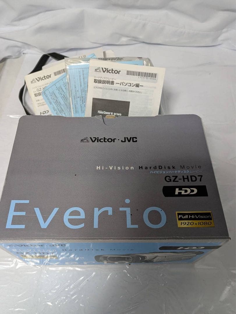 Victor Everio HDビデオカメラ 未使用の付属品多数　説明書、箱付き