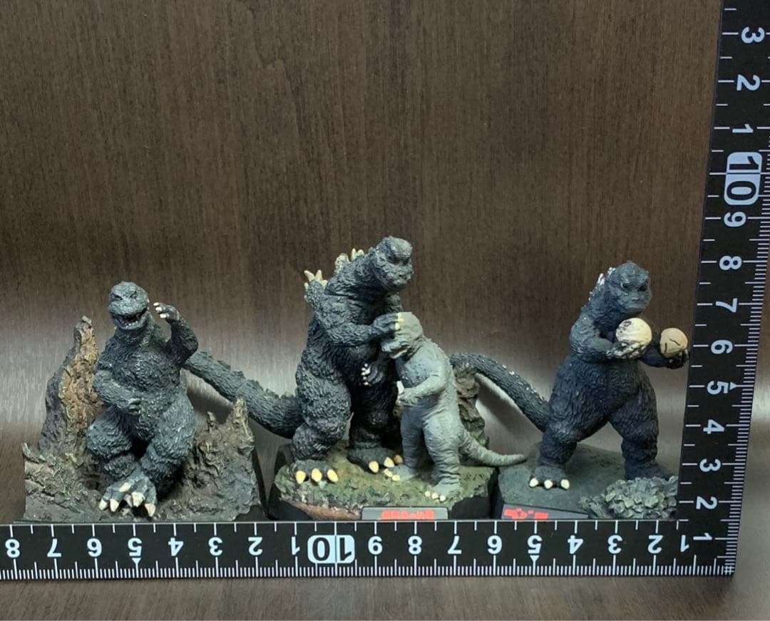 《希少レア品！！》《送料無料》⭐︎ゴジラ　シリーズ3体セット♪⭐︎