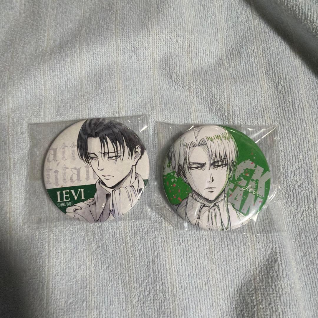 進撃の巨人　希少　リヴァイ　wit studio 浅野　原画　缶バッジ 進撃の巨人 希少 リヴァイ wit studio 浅野 原画 缶バッジ 進撃の巨人