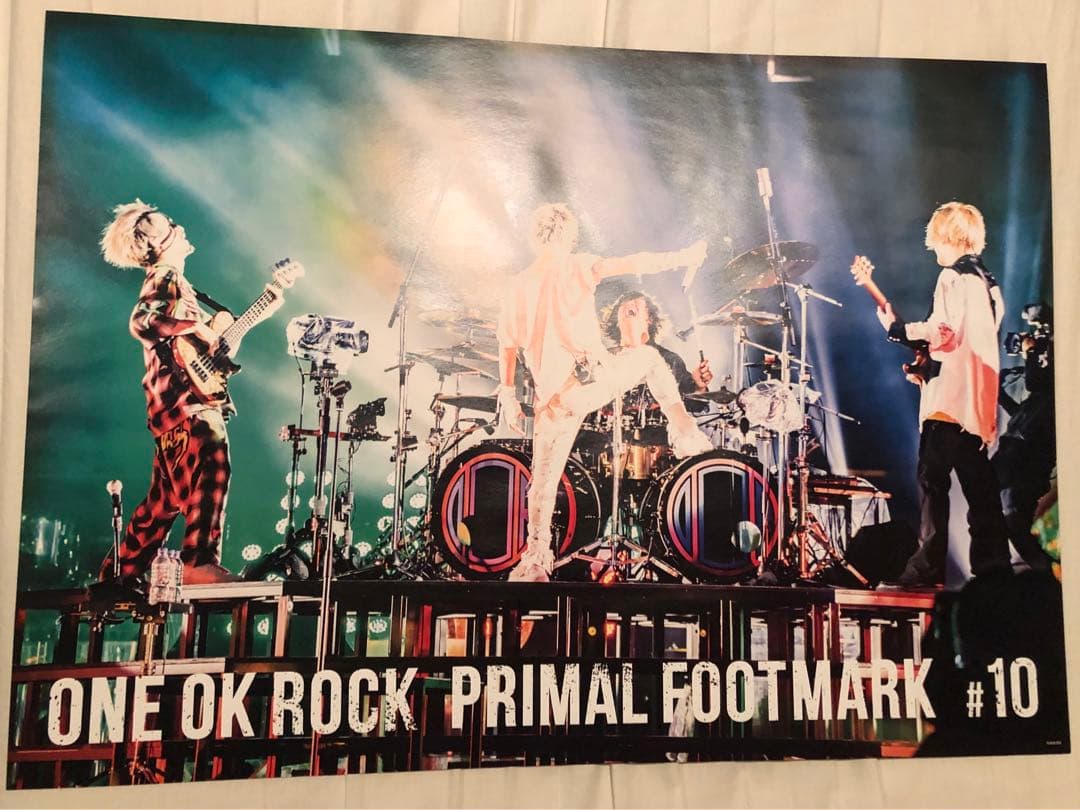 ONE OK ROCK PRIMAL FOOTMARK #8~11 ポスター付き - メルカリ