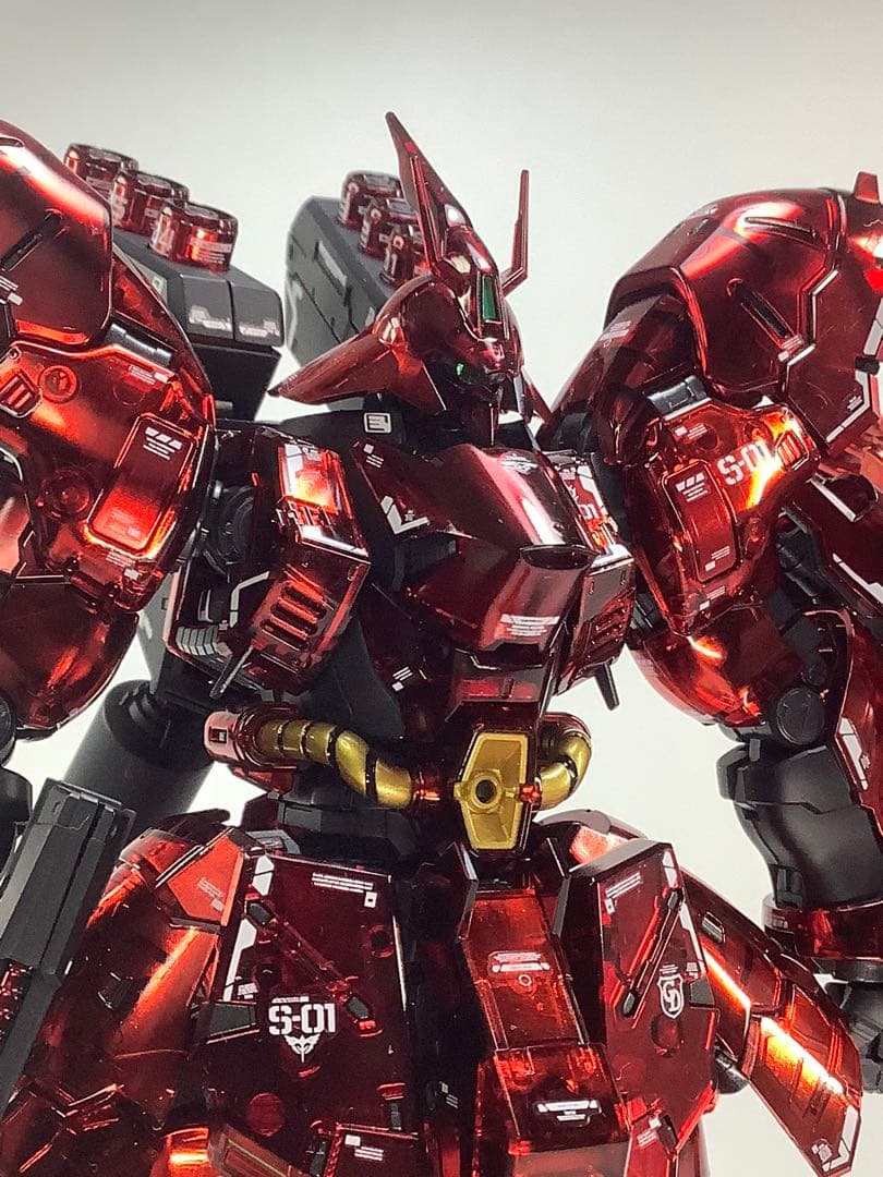 ガンダムベース限定 RG MSN-04 SAZABI 【メカニカルコアメッキ】