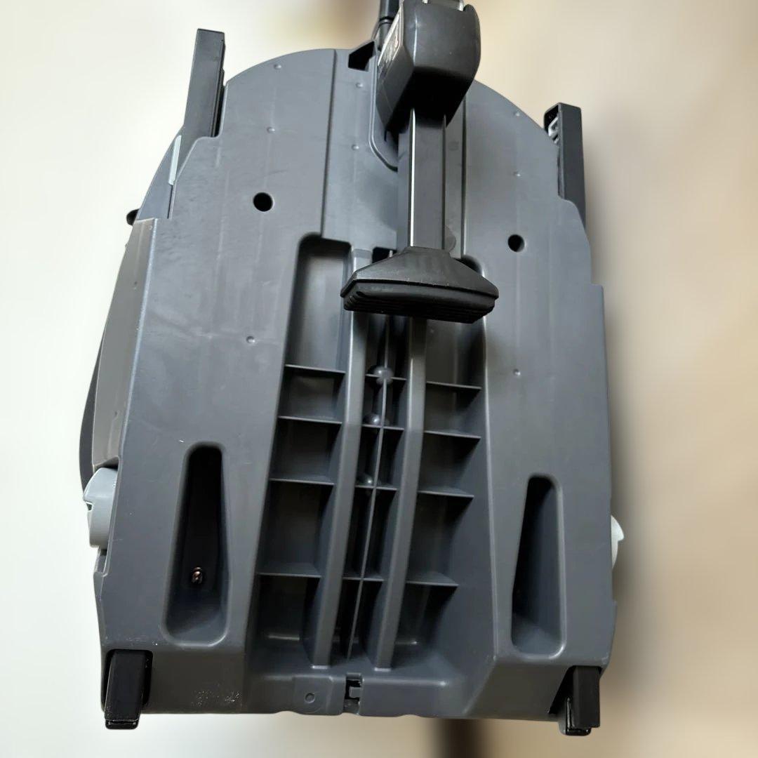 クルムーヴ スマート エッグショック ISOFIX Combi ブラック