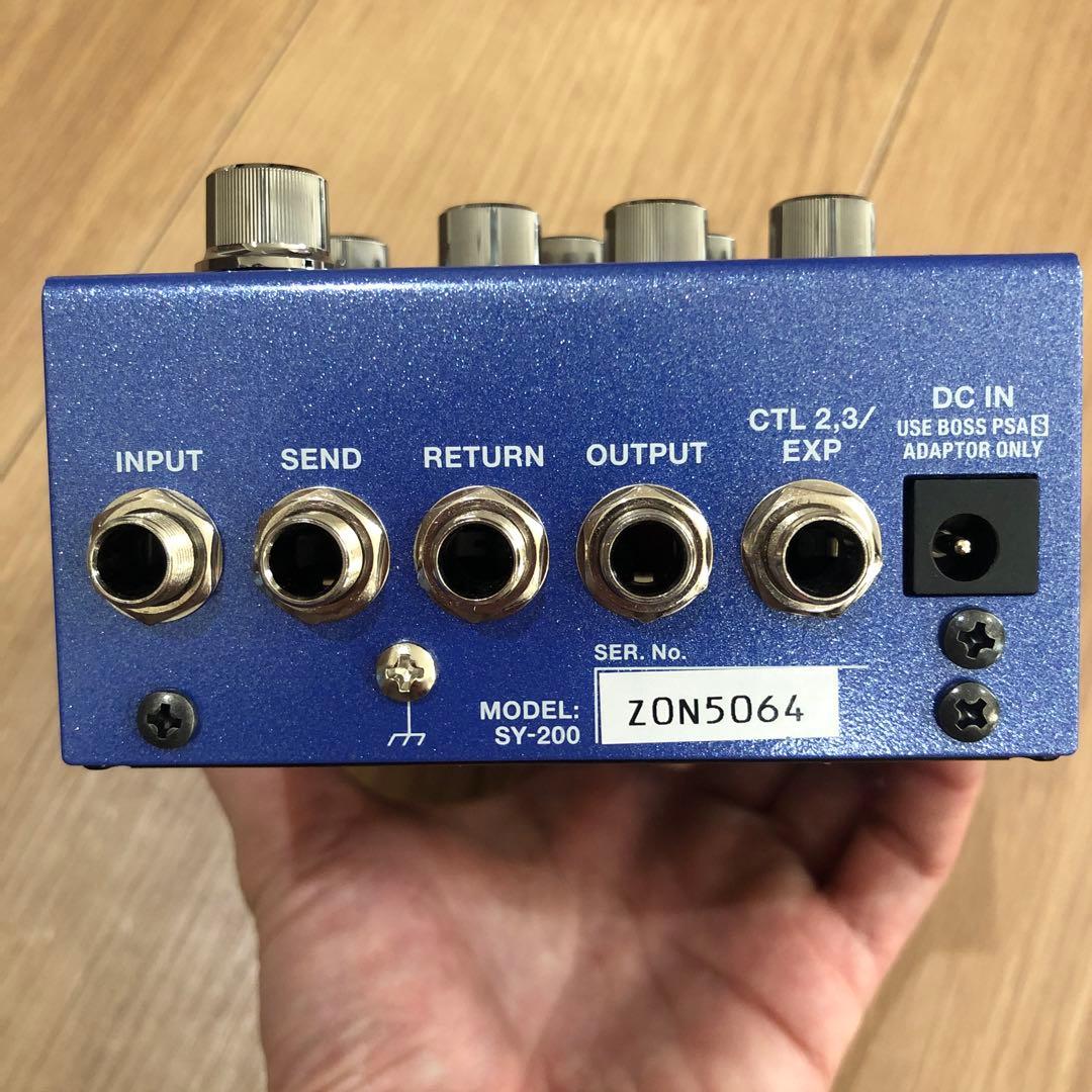 ギター BOSS synthesizer SY-200