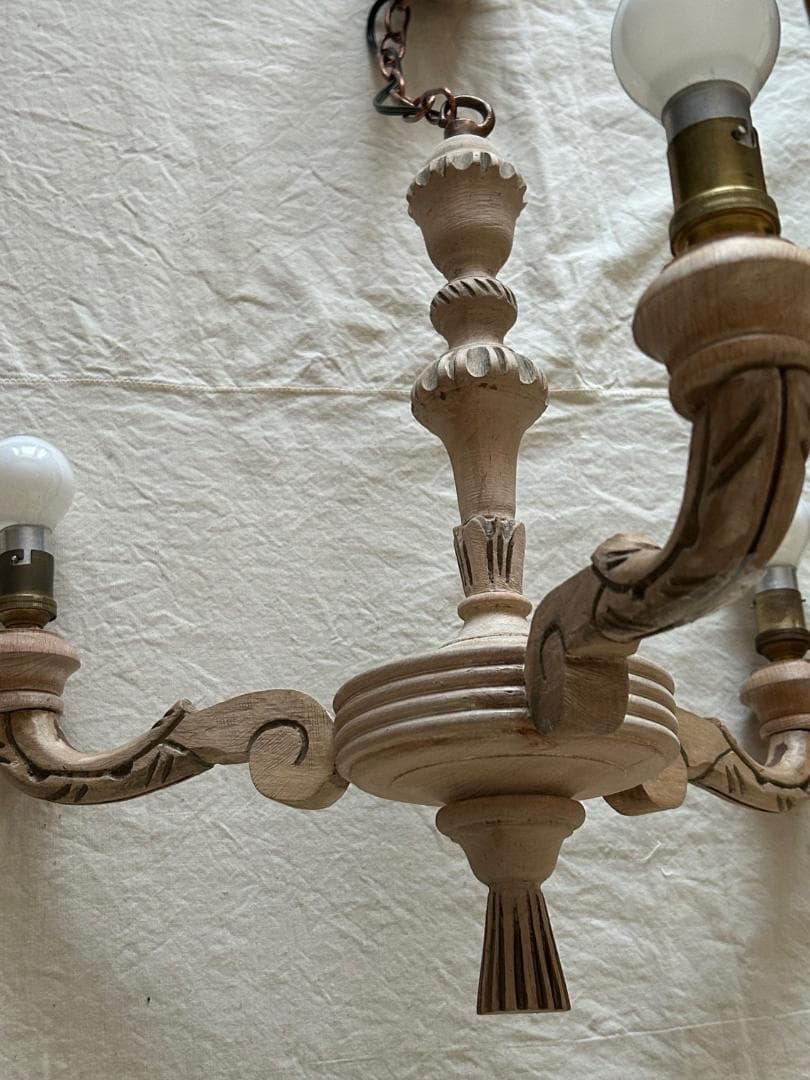 フランスアンティーク　木製シャンデリア　３灯　シャビー　店舗什器