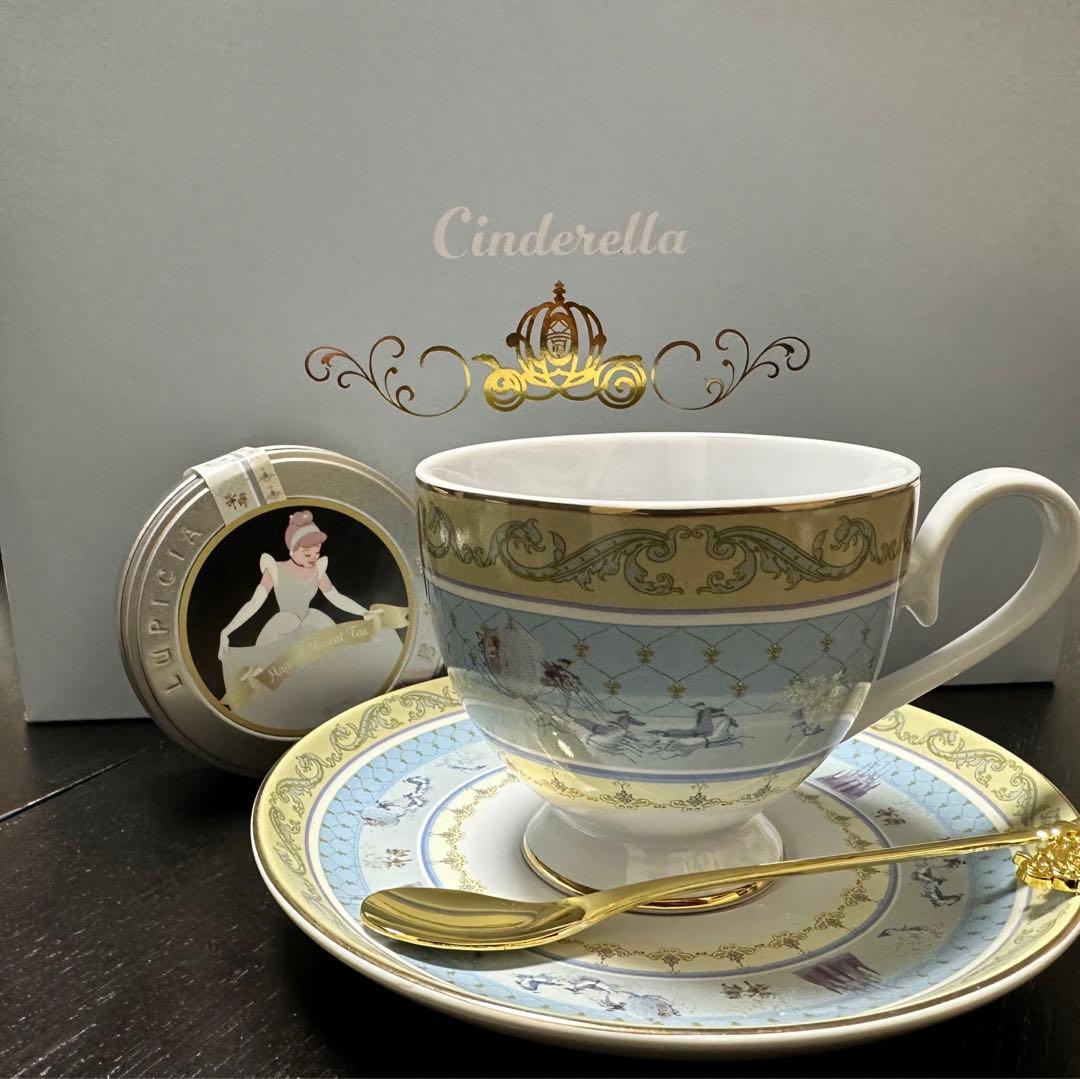 期間限定☆シンデレラ ディズニー ティーカップセット - メルカリ