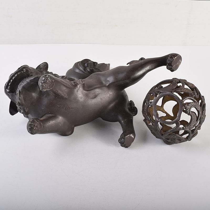 中国 古銅宣徳銅 玉乗り獅子 置物 重さ約5.28㎏ G R7655B