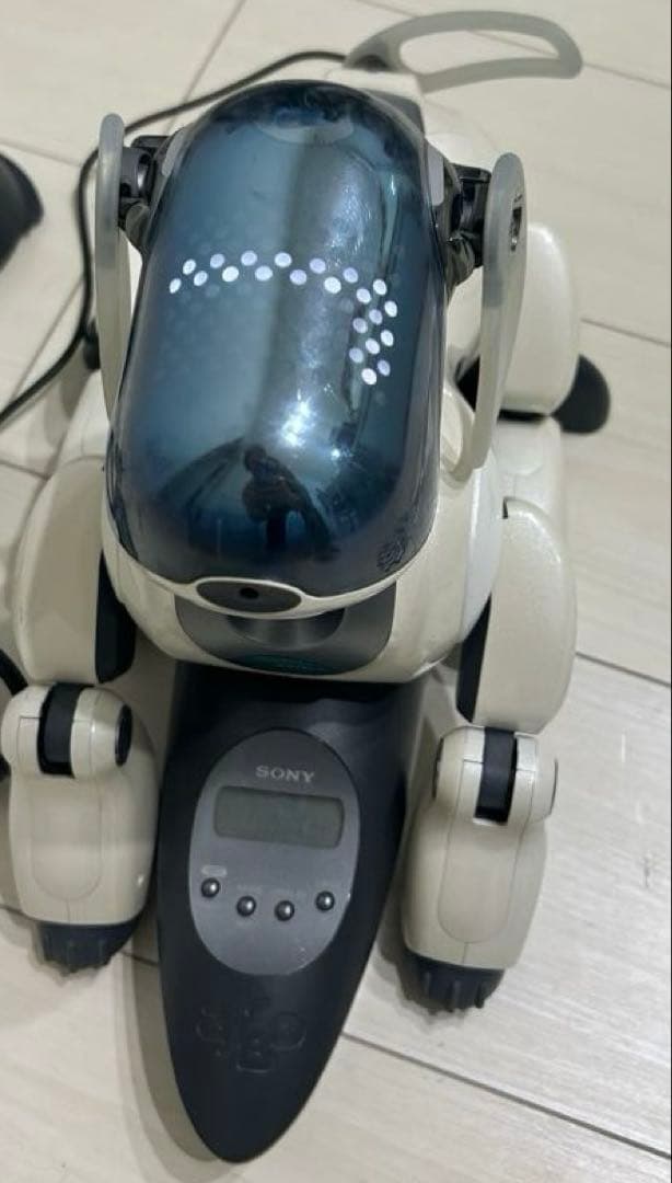 ジャンク品】Sony AIBO ERS-7ホワイト 充電器付き - メルカリ