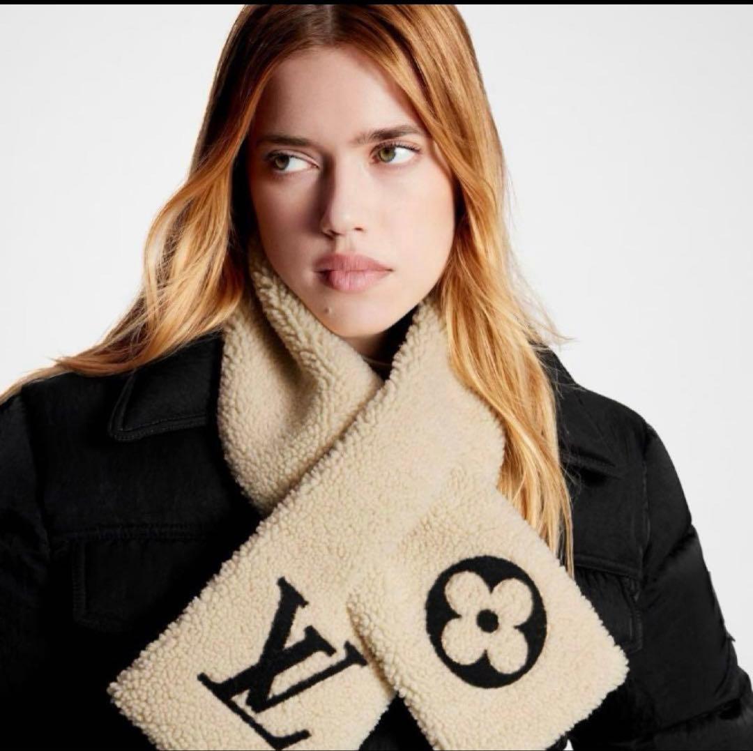 LOUIS VUITTON（ルイヴィトン）エシャルプ シャーリングラム マフラー