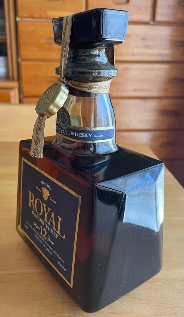 サントリー ローヤル プレミアム 12年 青ラベル 古酒（箱なし）