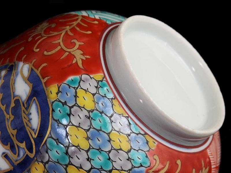 古伊万里　紗綾形紋に金唐草　丸紋に松竹梅の図　大振蓋茶碗　E807AS-CNy