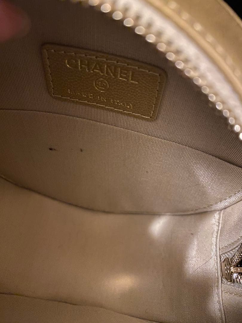 CHANEL ゴールド ココマーク ラウンド　ショルダーバッグ百貨店購入美品です