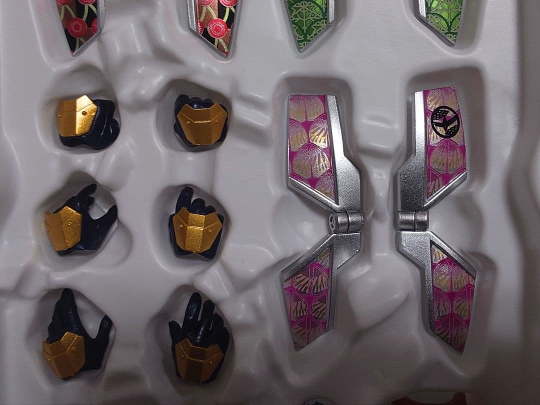 S.H.Figuarts 真骨彫製法 仮面ライダー鎧武 ジンバーレモンアームズ