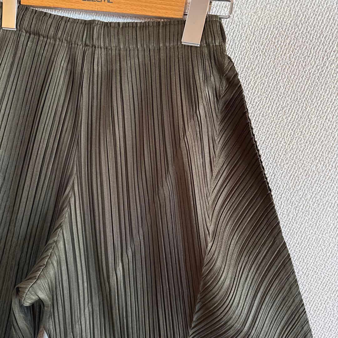 専用　　イッセイミヤケ　プリーツプリーズ　変形パンツ