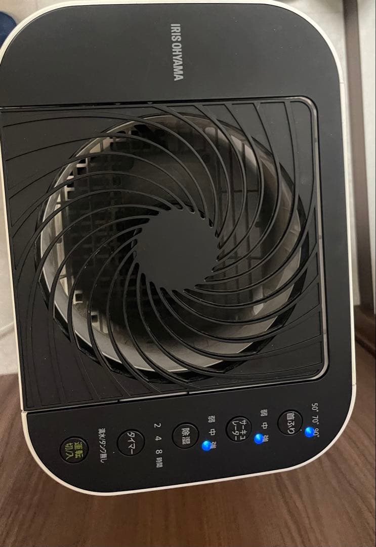 IRIS OHYAMA 除湿機 タッチパネル ホワイト - メルカリ