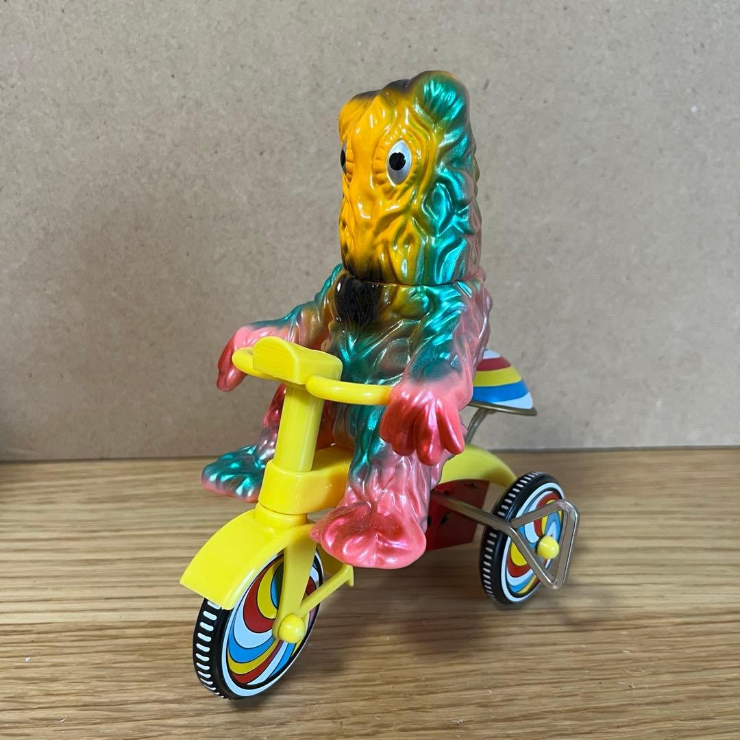 ヘドラ ゼンマイ 三輪車