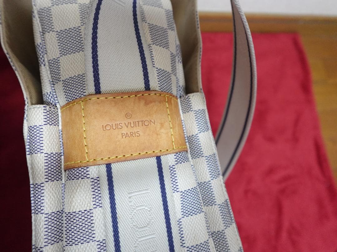 美品ルイヴィトン LOUIS VUITTON ナヴィグリオ アズール ホワイト
