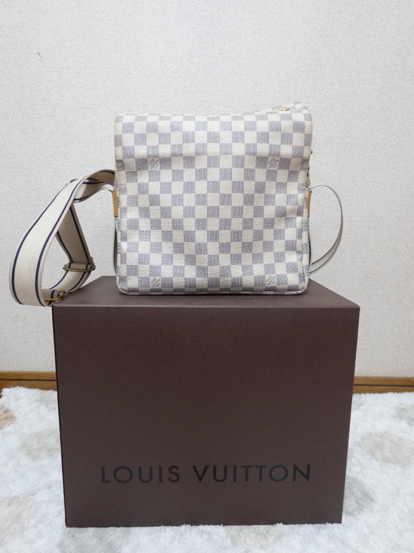 美品ルイヴィトン LOUIS VUITTON ナヴィグリオ アズール ホワイト