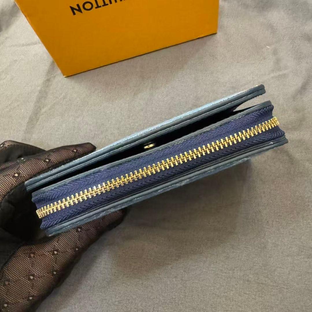 ✨早い者勝ち✨ 二つ折り財布