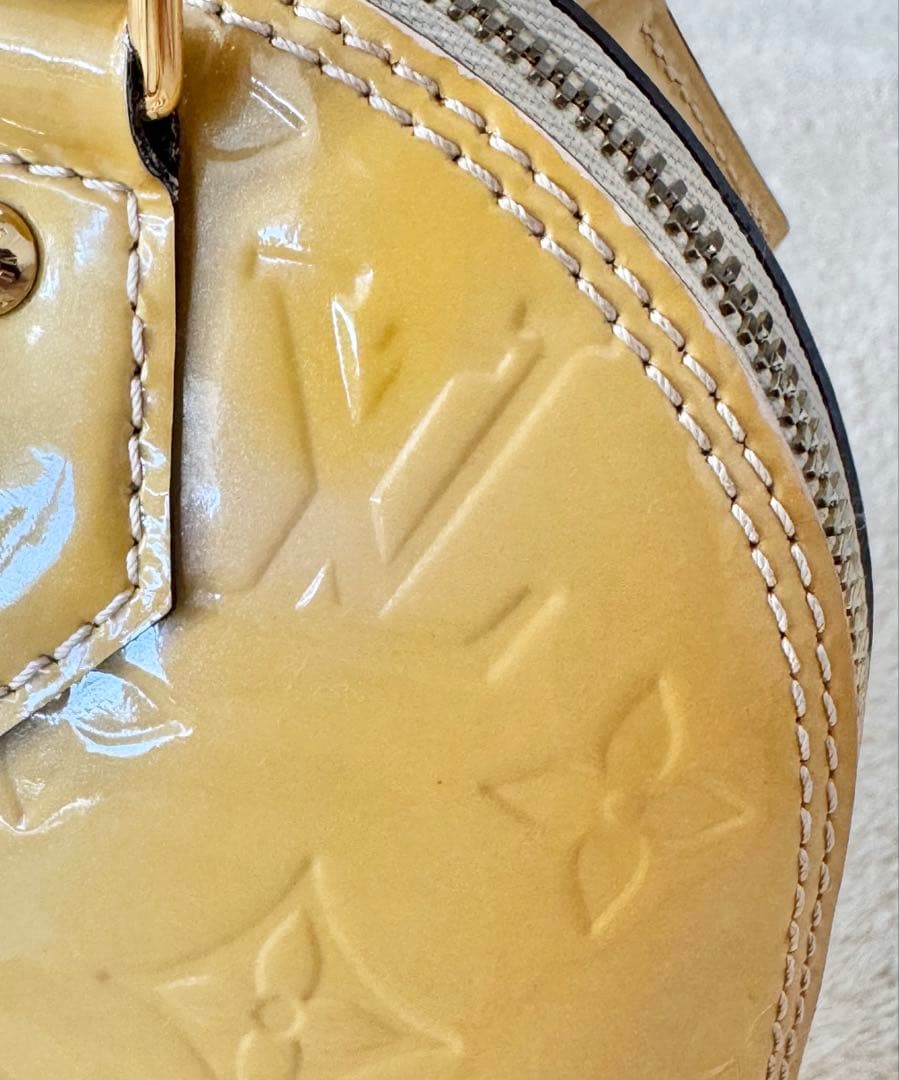 Louis Vuitton ルイヴィトン アルマ BB ベージュショルダーバッグ