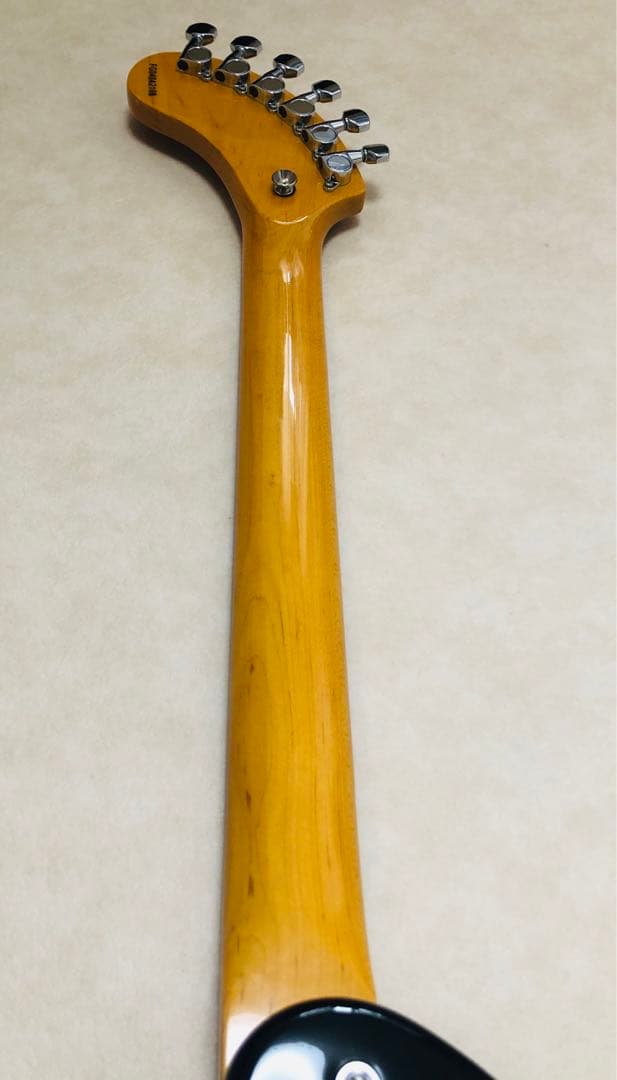 美品！！】ZO-3 芸達者 3TS アンプ内蔵ミニギター 専用ケース付 - メルカリ