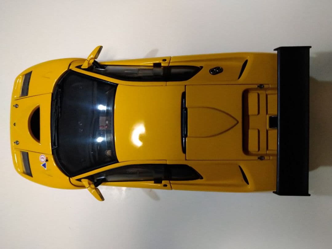 車　ＡＵＴＯ・Ａｒｔ　1/18　Ｌａｍｂｏｒｇｈｉｎｉ　Ｄｉａｂｌｏ　ミニカー